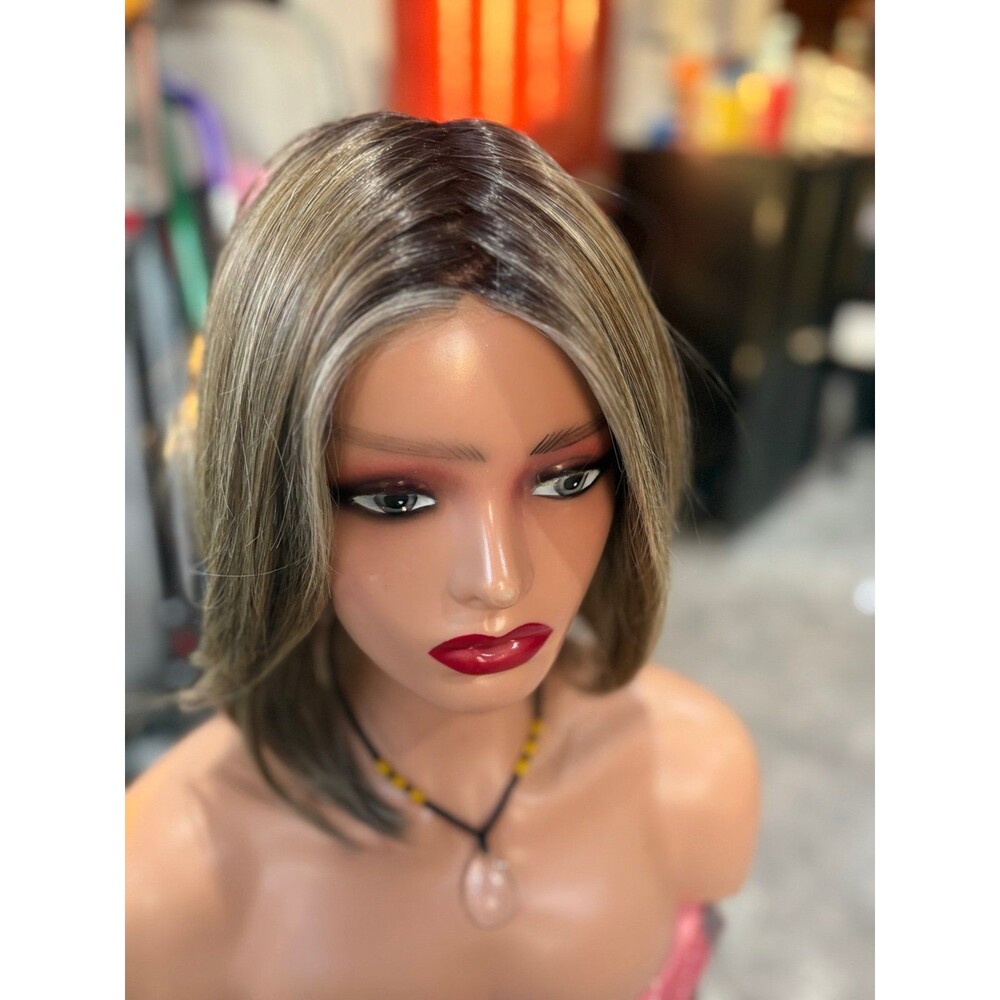 Raquel Welch “Pretty Please” premium synthetic wig handtied cap color SS Cappuch